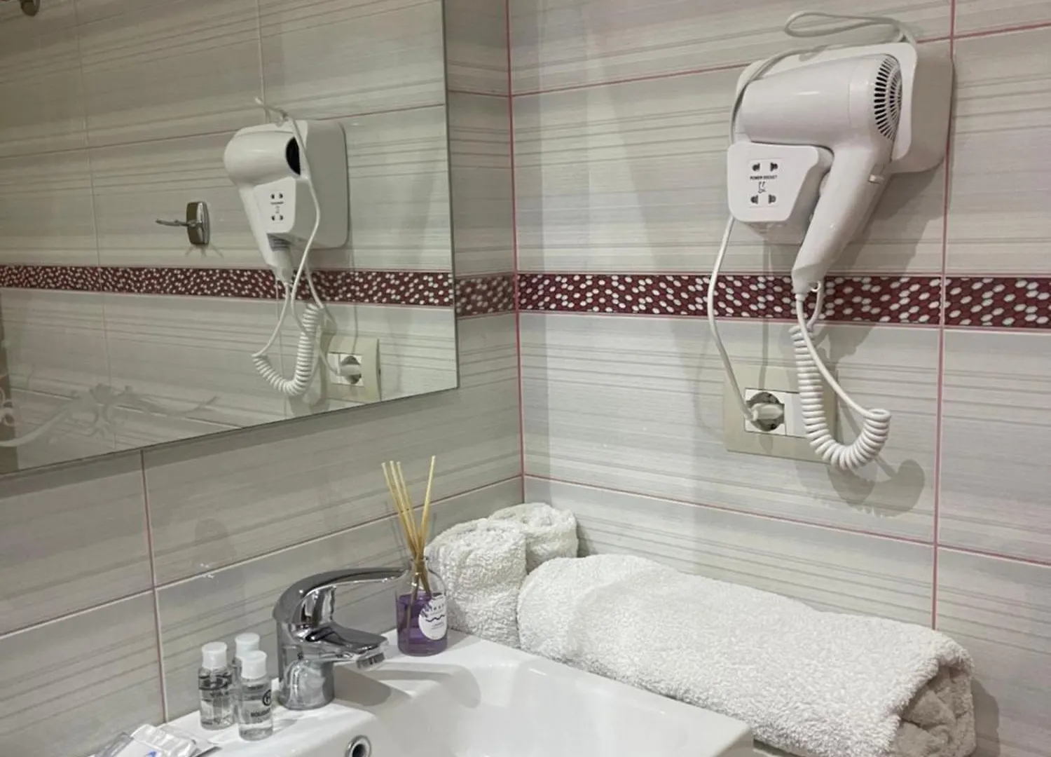 ***  Hotel Selfo Gjirokastër Albânia