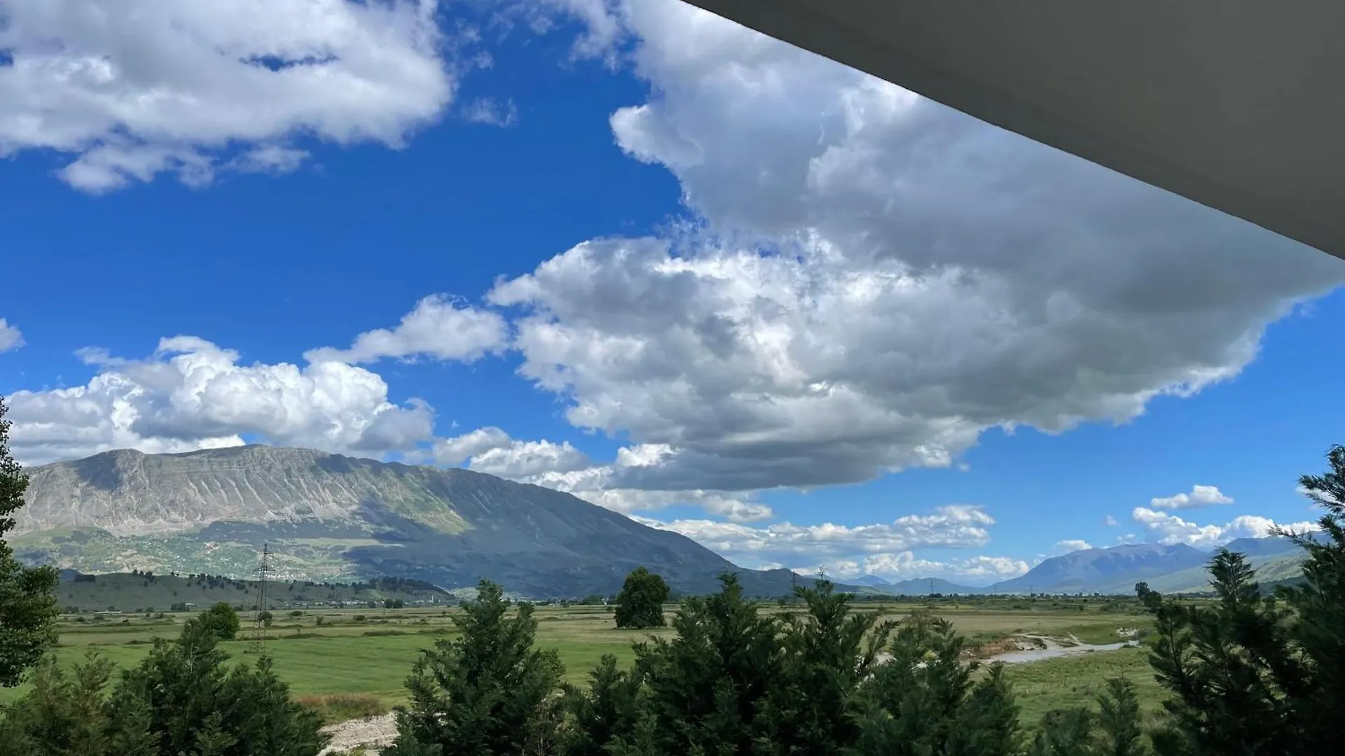 Hotel Selfo Gjirokastër